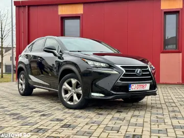 Lexus Seria NX 300h E-FOUR Luxury Line