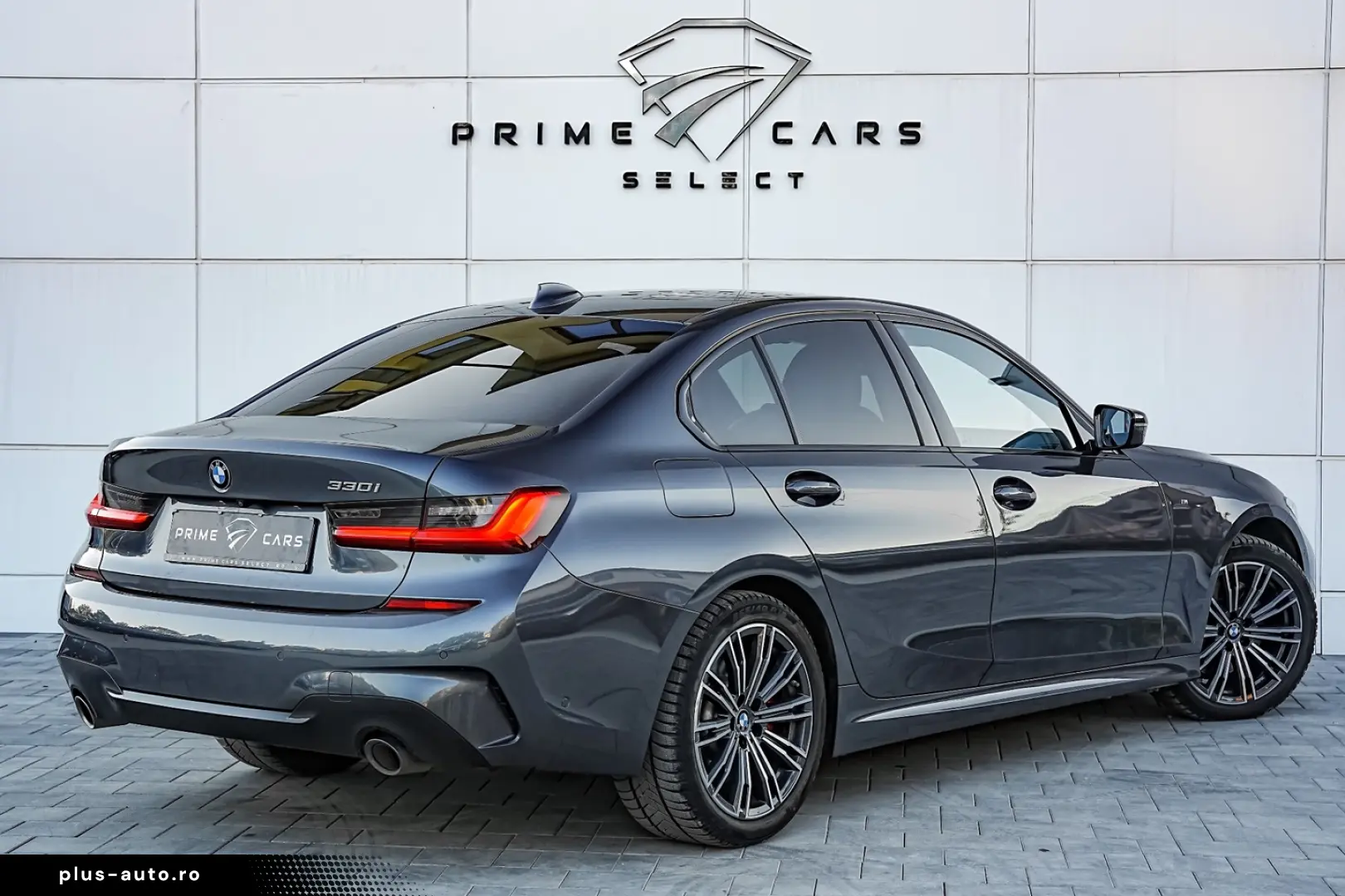 BMW Seria 3 330i xDrive Aut. M Sport