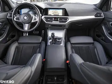 BMW Seria 3 330i xDrive Aut. M Sport