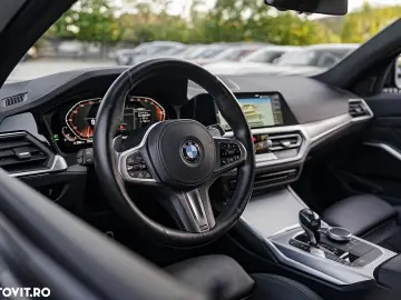 BMW Seria 3 330i xDrive Aut. M Sport