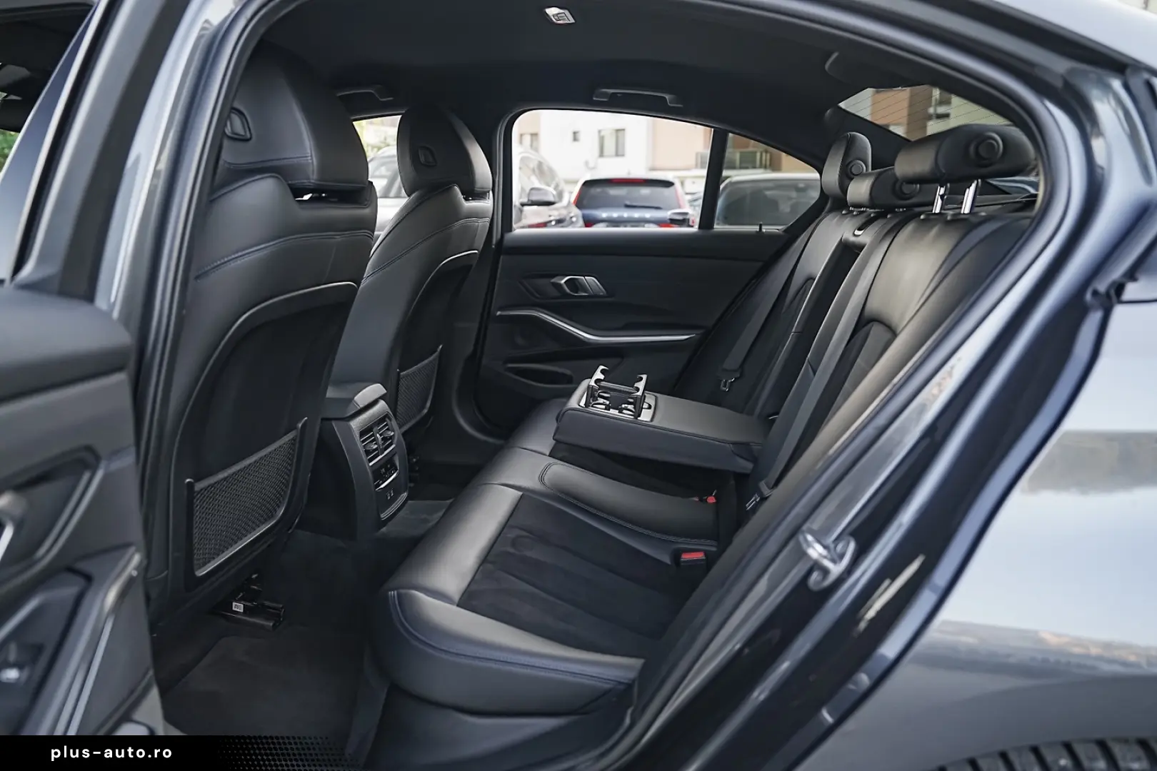 BMW Seria 3 330i xDrive Aut. M Sport
