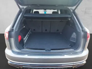 VW Touareg 3.0 V6 TDI 4Motion R-Line