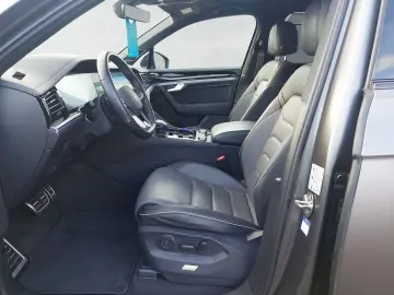 VW Touareg 3.0 V6 TDI 4Motion R-Line