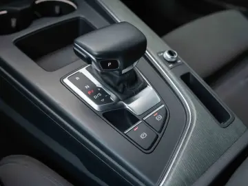 Audi A4 35 TDI S tronic MHEV Advanced