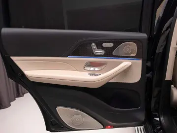 MERCEDES-BENZ GLS 63 AMG 4Matic _MansoryCarbon_P850_23