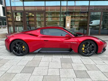 MASERATI MC20