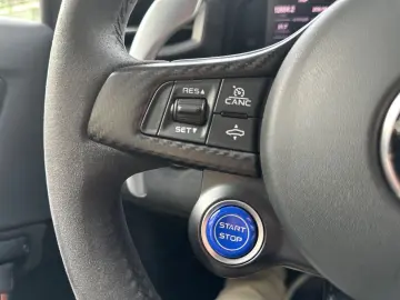 MASERATI MC20