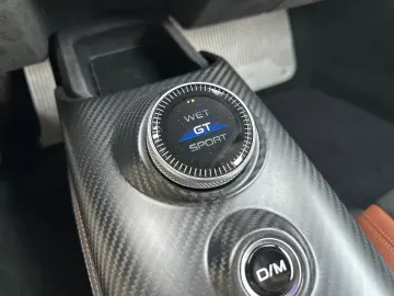 MASERATI MC20
