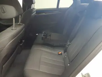 BMW 545e xDrive Aut.M Sport Navi HuD Leder