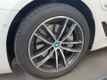 BMW 545e xDrive Aut.M Sport Navi HuD Leder