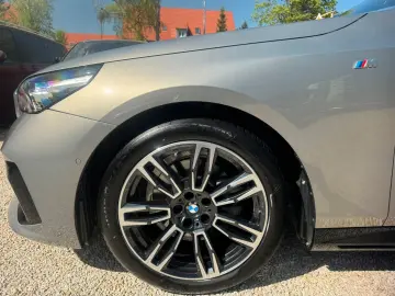 BMW 520d Lim. M-Sportpacket G60  Panorama Komfortzg.
