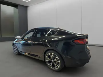BMW 220d Gran Coupé LED NAVI HUD 360  SPORTSITZ 18