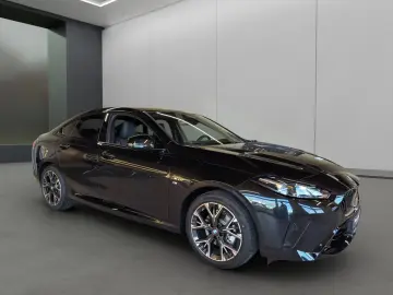 BMW 220d Gran Coupé LED NAVI HUD 360  SPORTSITZ 18