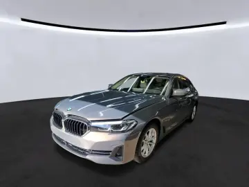 BMW 520 d xDrive H-UP AHK H&K LEDER ACC INDIVIDUAL