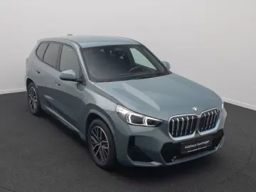 BMW iX1 xD30 M Sport HUD DAB AHK 360  CockpitPro 18