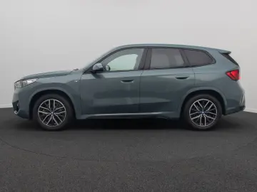 BMW iX1 xD30 M Sport HUD DAB AHK 360  CockpitPro 18