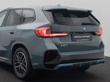 BMW iX1 xD30 M Sport HUD DAB AHK 360  CockpitPro 18