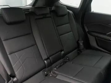 BMW iX1 xD30 M Sport HUD DAB AHK 360  CockpitPro 18