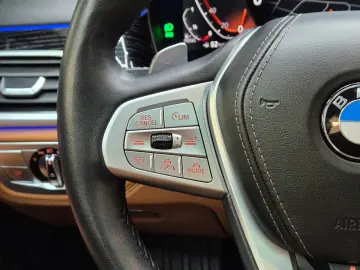 BMW 740 d xDr LUFT LASER PROF HEAD STNDHZ H&K ACC MF