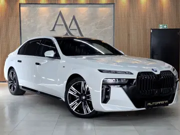 BMW 740 d xDrive M Sport PRO CINEMA EXECUTIVE-LOUNGE