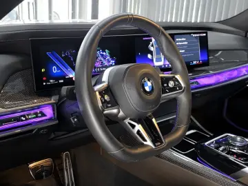 BMW 740 d xDrive M Sport PRO CINEMA EXECUTIVE-LOUNGE