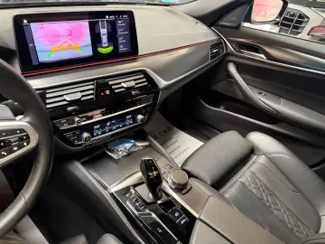 BMW 530i xDrive M Sport Pro ACC LASER HUD H&K