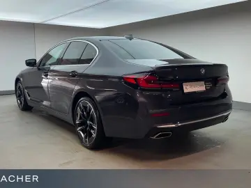 BMW 530i A xDrive Luxury-Line AHK LCProf ACC
