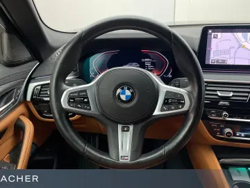 BMW 530i A xDrive Luxury-Line AHK LCProf ACC