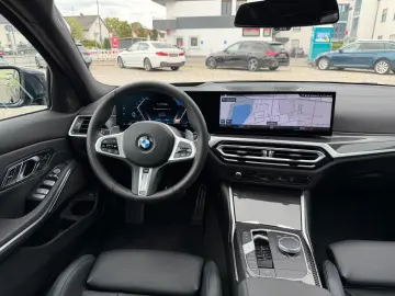 BMW 320d xDrive M Sport 360 Memo H&K HUD M Sitze ACC