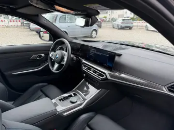 BMW 320d xDrive M Sport 360 Memo H&K HUD M Sitze ACC