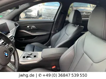 BMW 320 d xDrive M Sport 360 DrivingProf 19  HeadUp