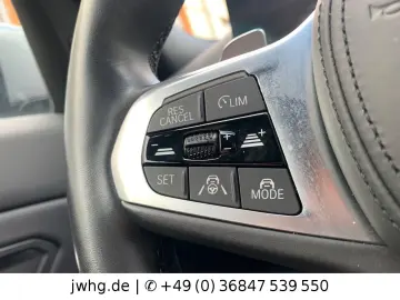 BMW 320 d xDrive M Sport 360 DrivingProf 19  HeadUp
