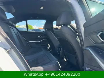 BMW 318 d M Sport LED KAMERA SPURHALTE CARPLAY