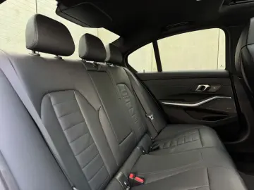 BMW 320d xD MSport H&K Sportsitze GSD Standhzg Indiv