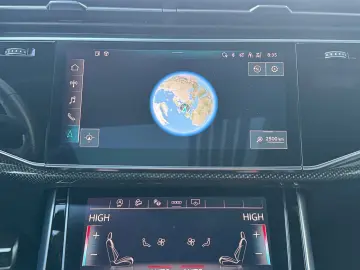 AUDI Q7 S line 55TFSI COMP PLUS AHK MATRIX 7SITZER