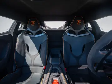 LAMBORGHINI Revuelto V12 SPORTSEAT CORSA-TEX PASSENGER-DISPL