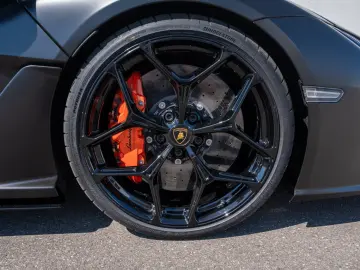 LAMBORGHINI Revuelto V12 SPORTSEAT CORSA-TEX PASSENGER-DISPL