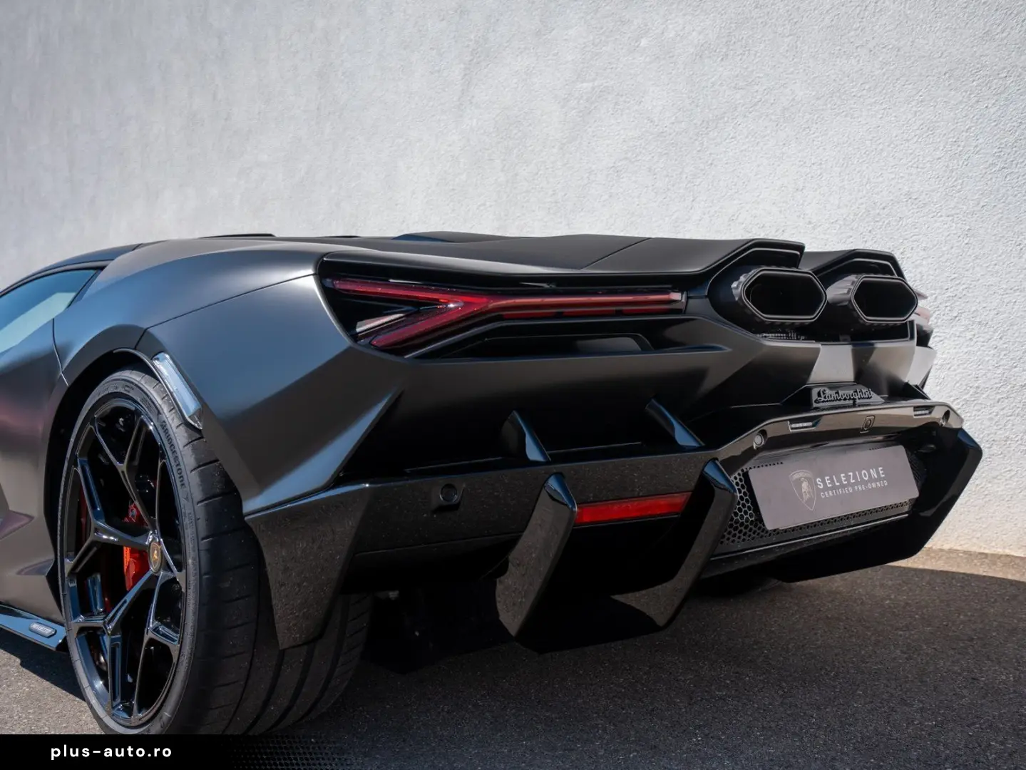 LAMBORGHINI Revuelto V12 SPORTSEAT CORSA-TEX PASSENGER-DISPL