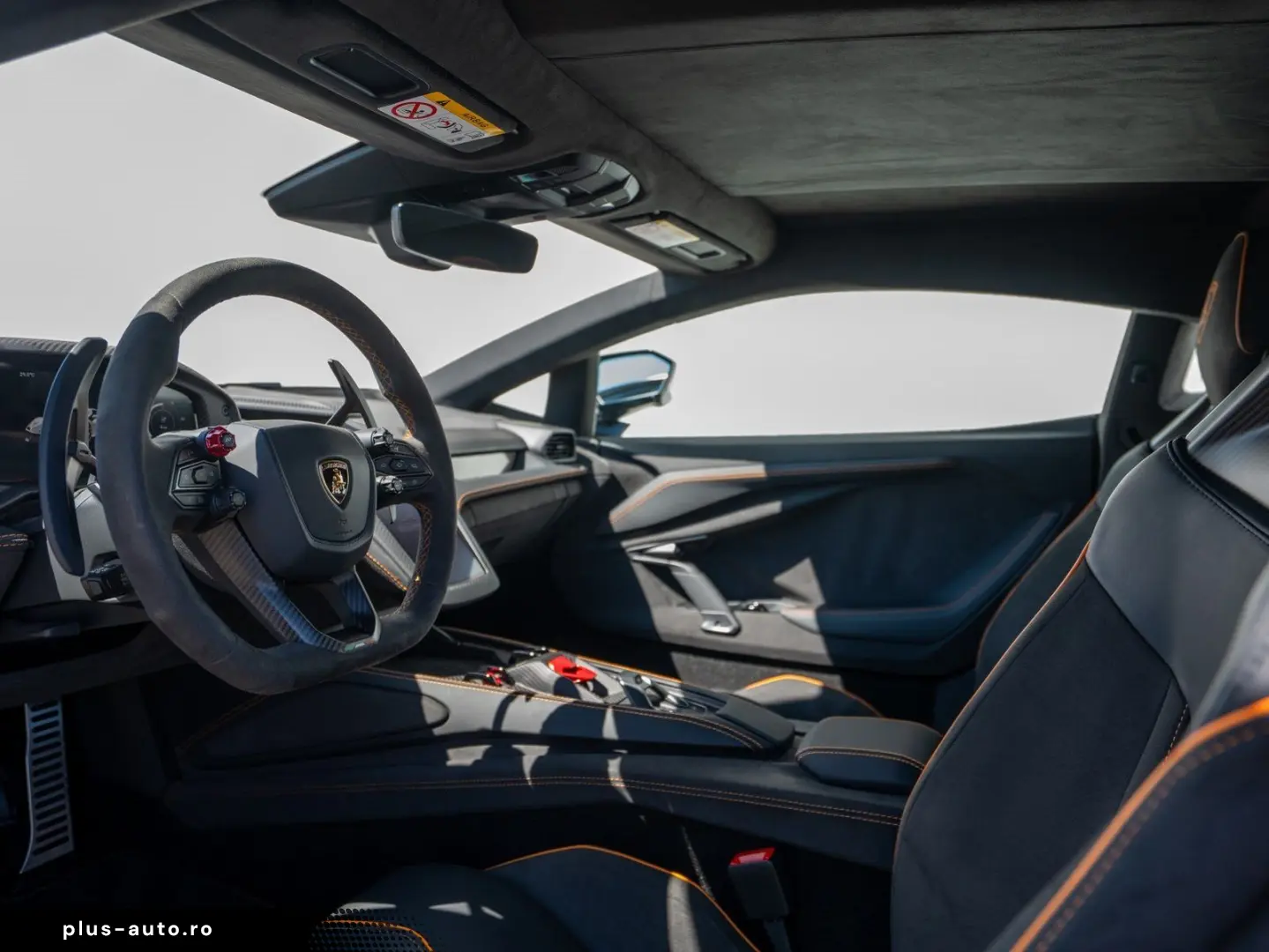 LAMBORGHINI Revuelto V12 SPORTSEAT CORSA-TEX PASSENGER-DISPL