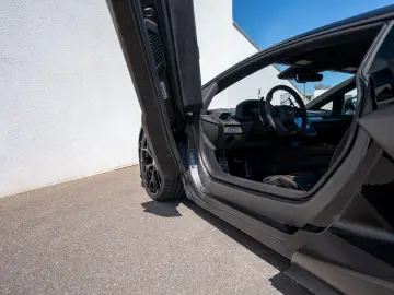 LAMBORGHINI Revuelto V12 SPORTSEAT CORSA-TEX PASSENGER-DISPL