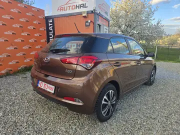 Hyundai I20 Hatchback 1.4 Benzina Automat 2017