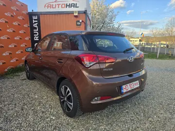 Hyundai I20 Hatchback 1.4 Benzina Automat 2017