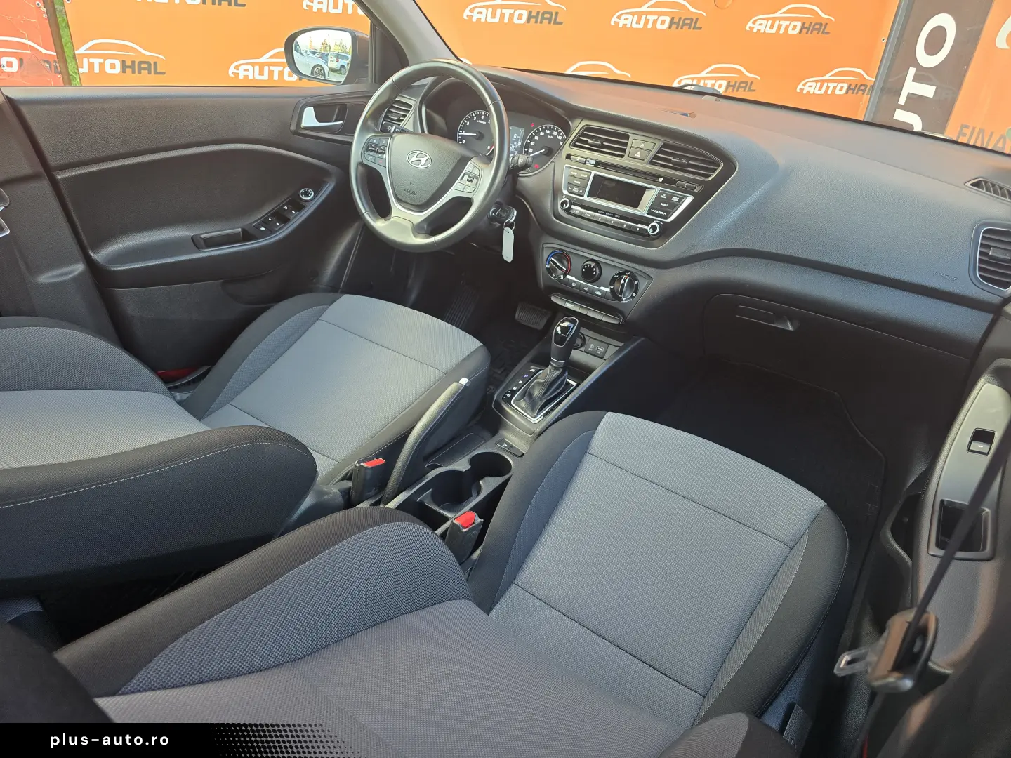 Hyundai I20 Hatchback 1.4 Benzina Automat 2017