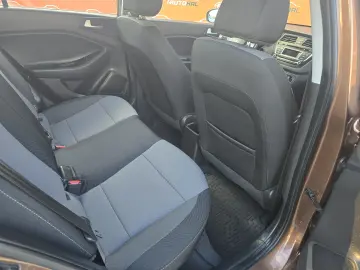 Hyundai I20 Hatchback 1.4 Benzina Automat 2017