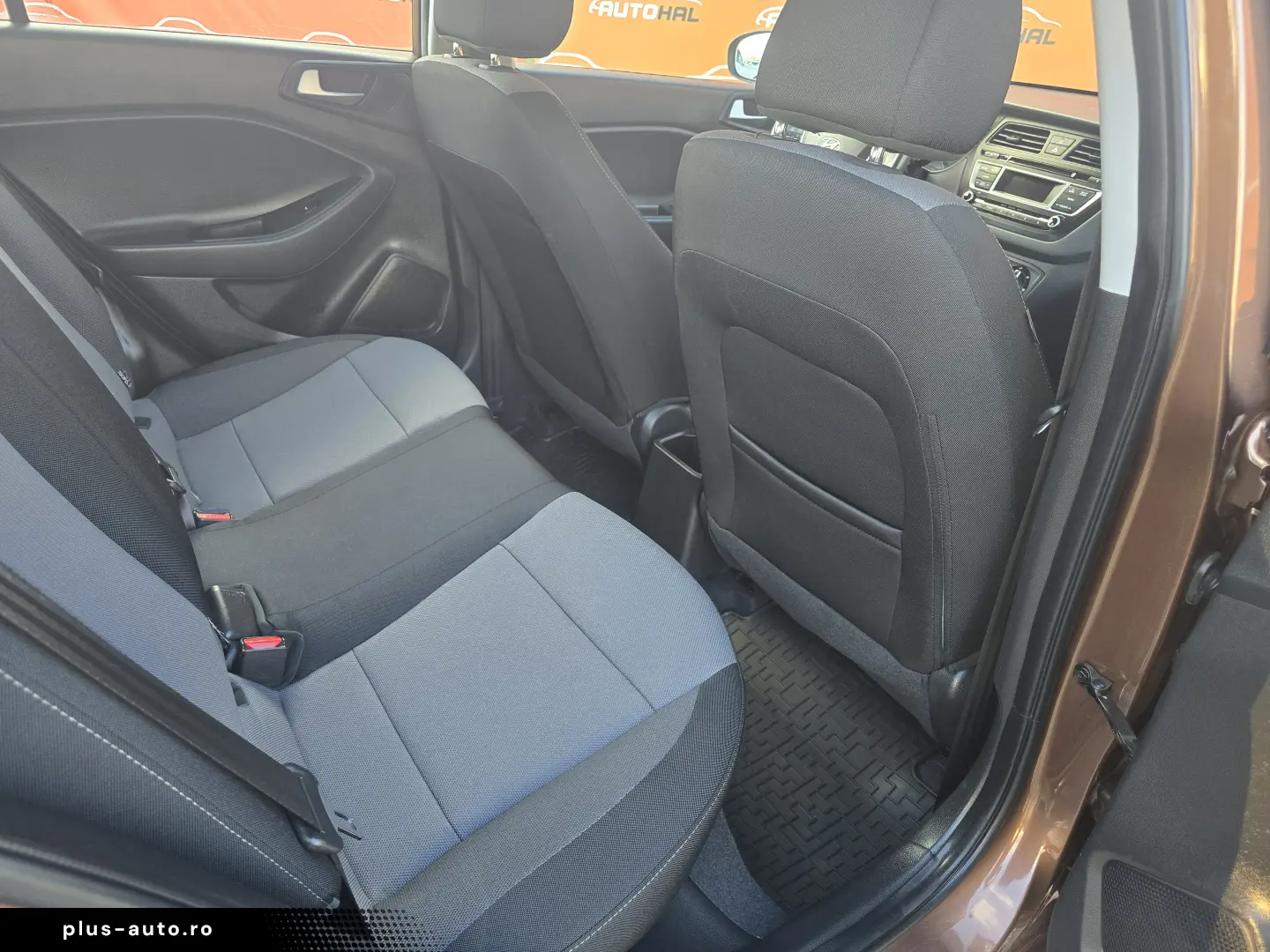 Hyundai I20 Hatchback 1.4 Benzina Automat 2017