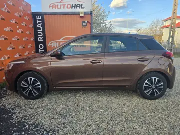 Hyundai I20 Hatchback 1.4 Benzina Automat 2017