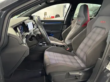 VW Golf GTI DSG PANO HARMAN APP NAVI KAMERA