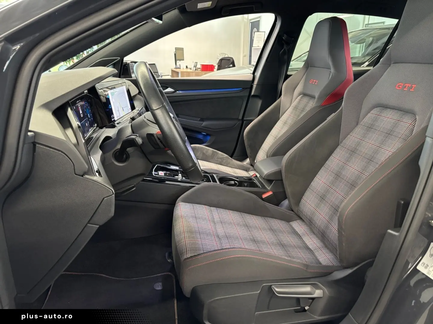 VW Golf GTI DSG PANO HARMAN APP NAVI KAMERA
