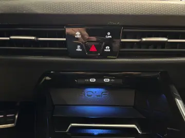 VW Golf GTI DSG PANO HARMAN APP NAVI KAMERA
