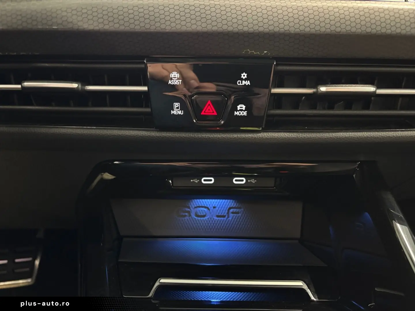 VW Golf GTI DSG PANO HARMAN APP NAVI KAMERA